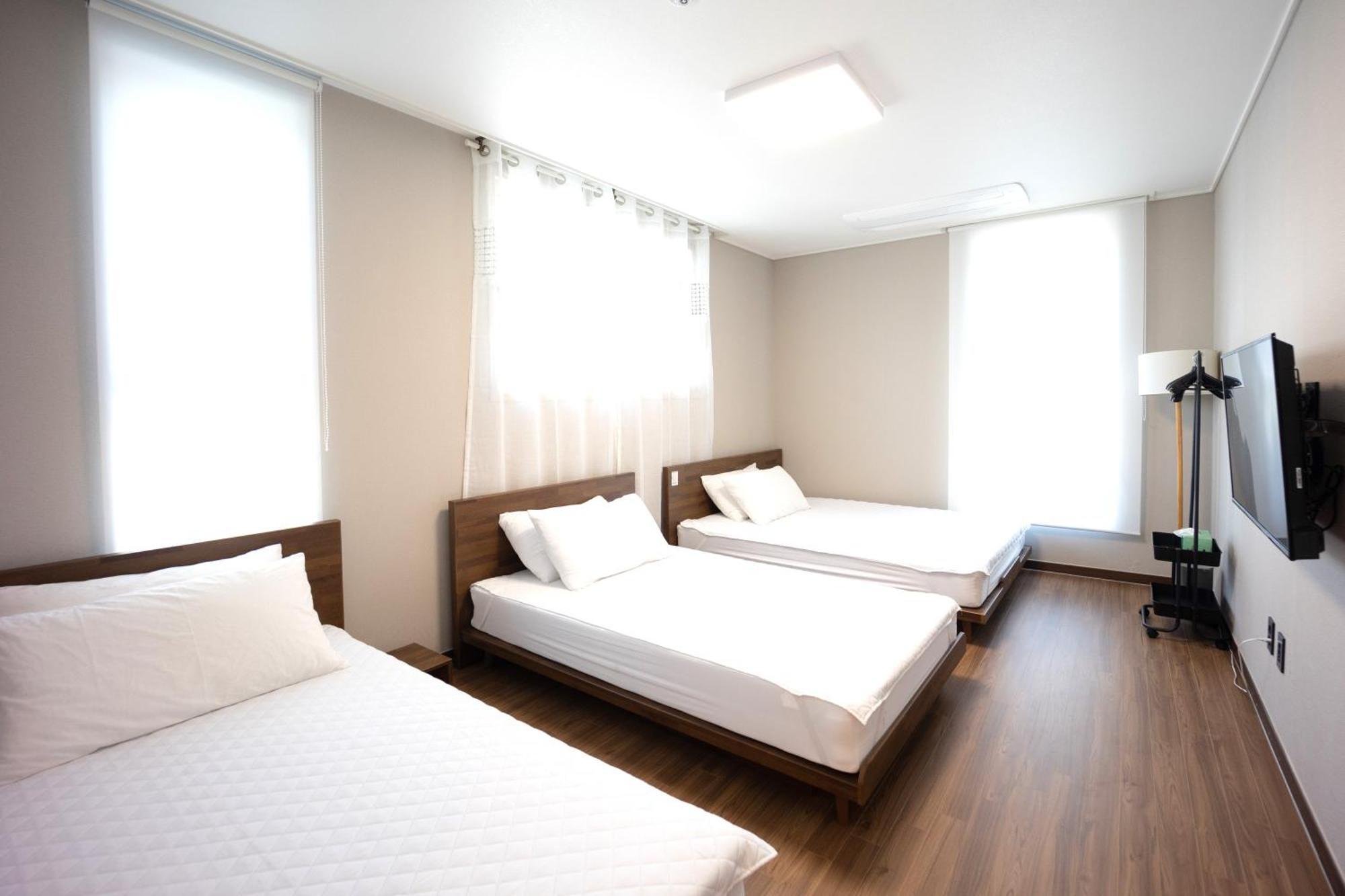 Incheon Airport Guest House King Eksteriør billede