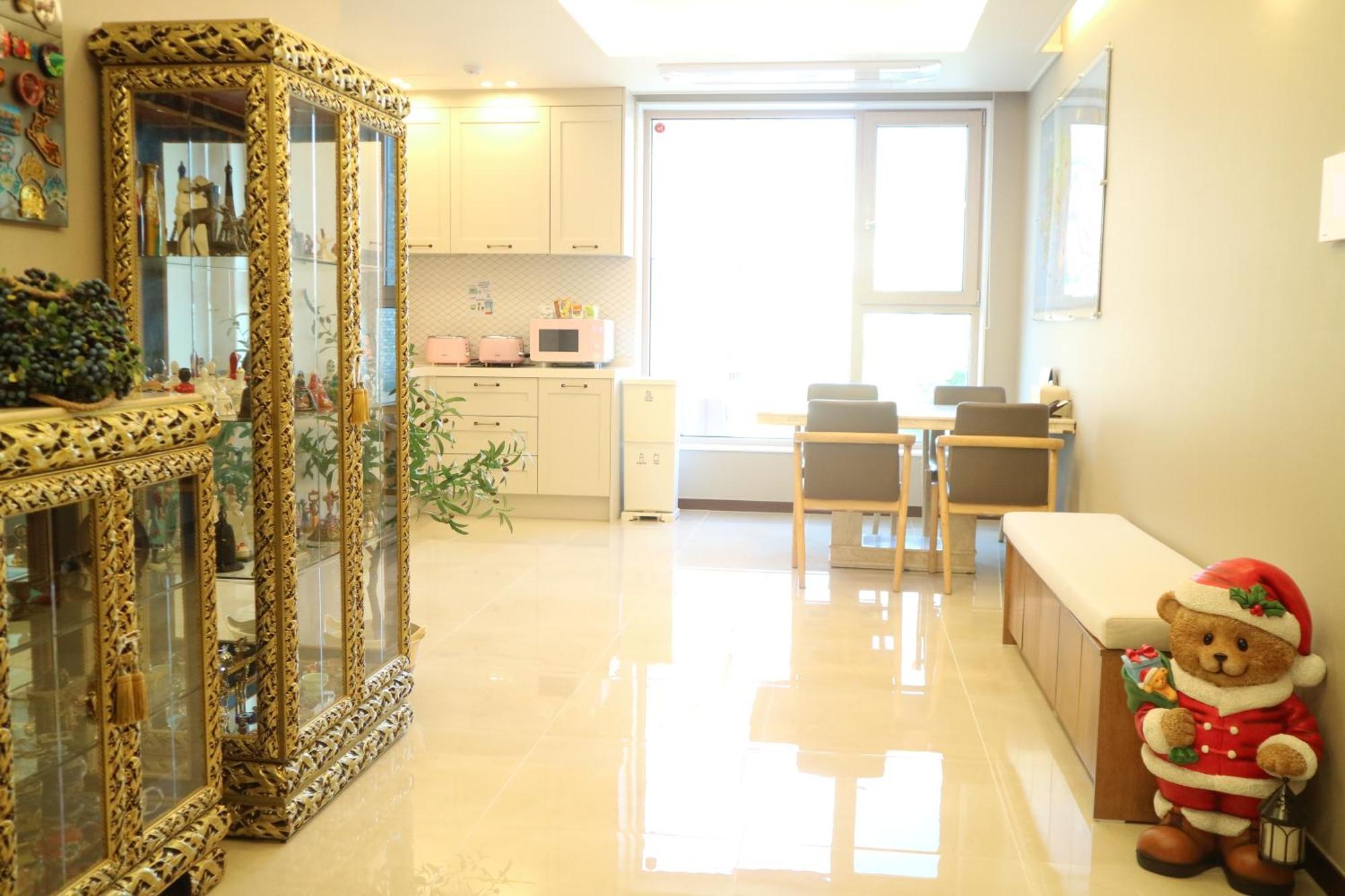 Incheon Airport Guest House King Eksteriør billede
